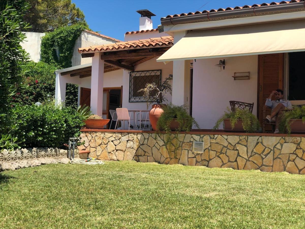 Le Tre Palme Villa Fontane Bianche Exterior photo