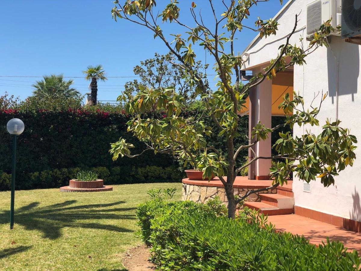 Le Tre Palme Villa Fontane Bianche Exterior photo